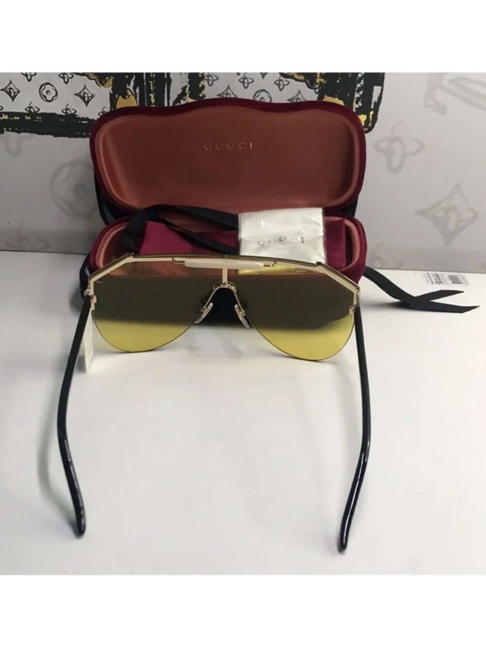 New Authentic Gucci Yellow Lens Sunglasses GG0584s 004 - Picture 10 of 13